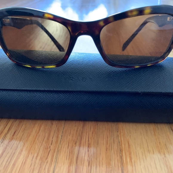 Prada Sunglasses - Women\'s